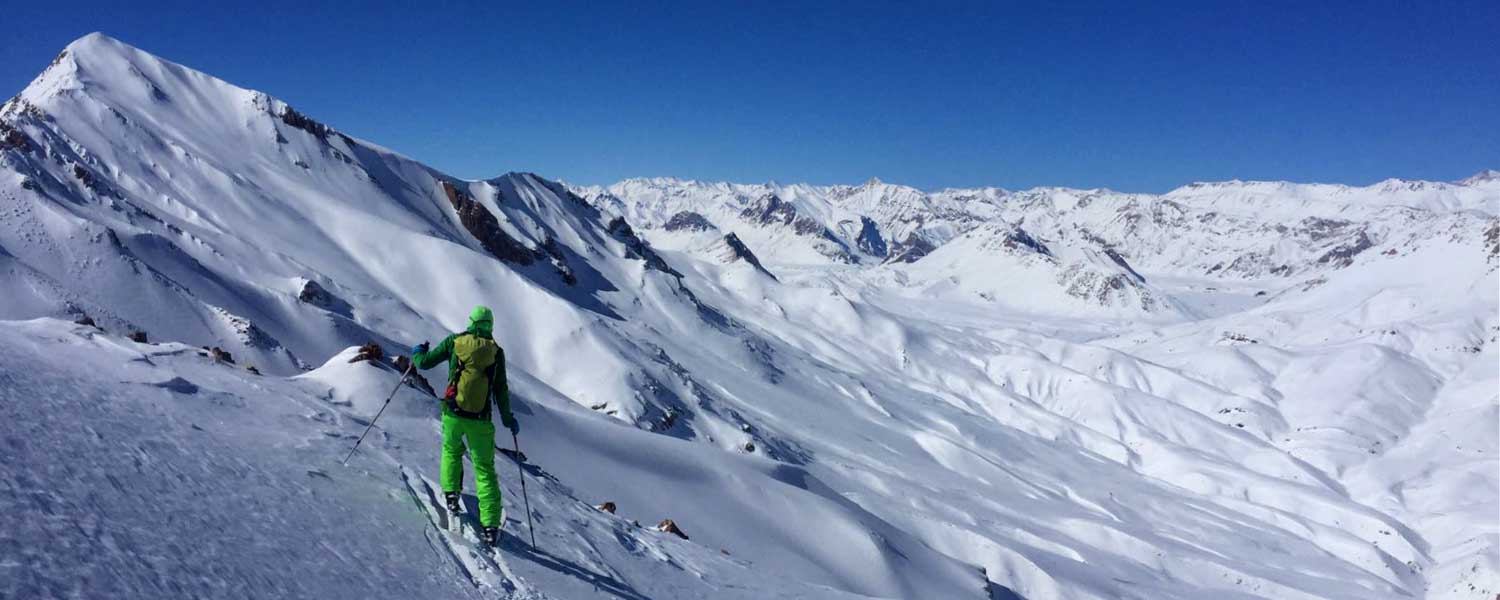 Ski touring Damavand