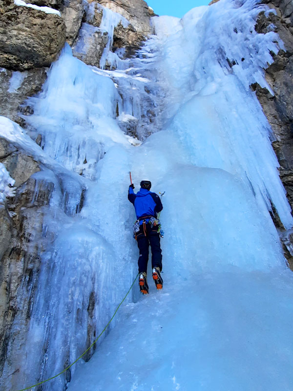 Iran Ice climbing 