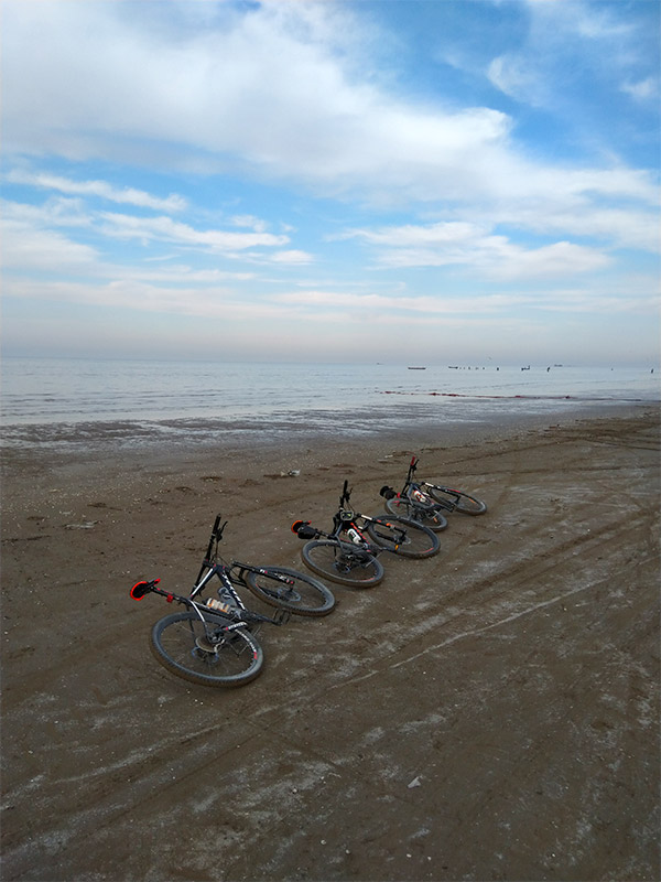 biking caspian