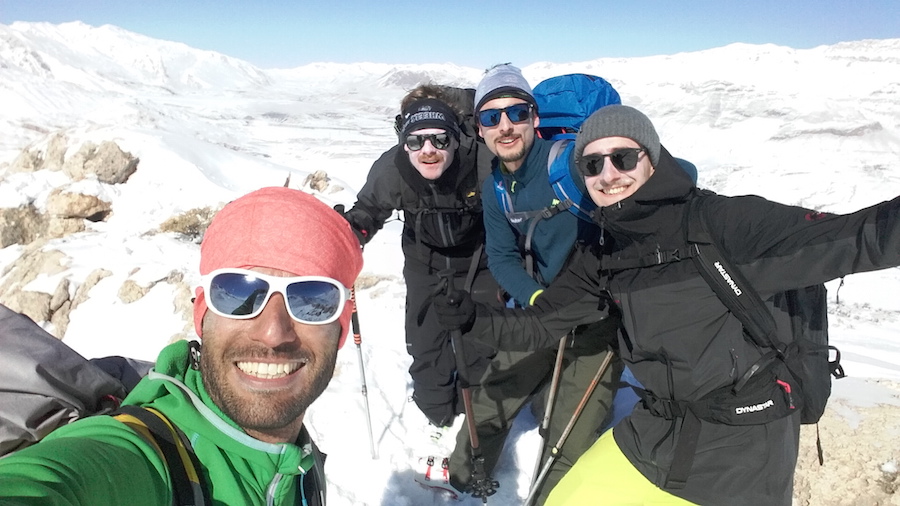 Ski touring in Zardkouh & Desert trekking 