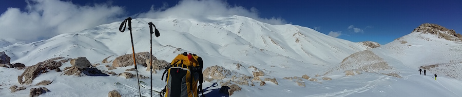 Ski touring in Zardkouh & Desert trekking 