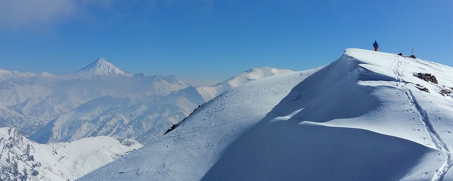 Ski touring in Alborz<