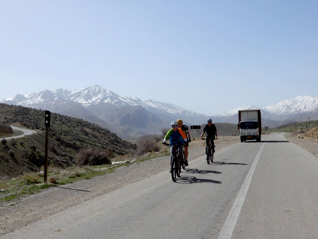 Cycling in Desert