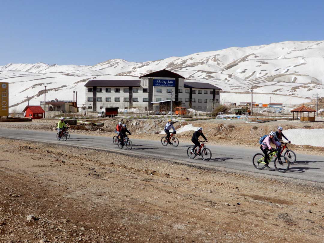 Cycling in Desert