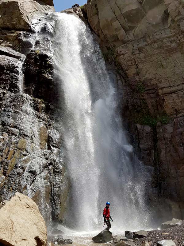 Canyoning in Alamut