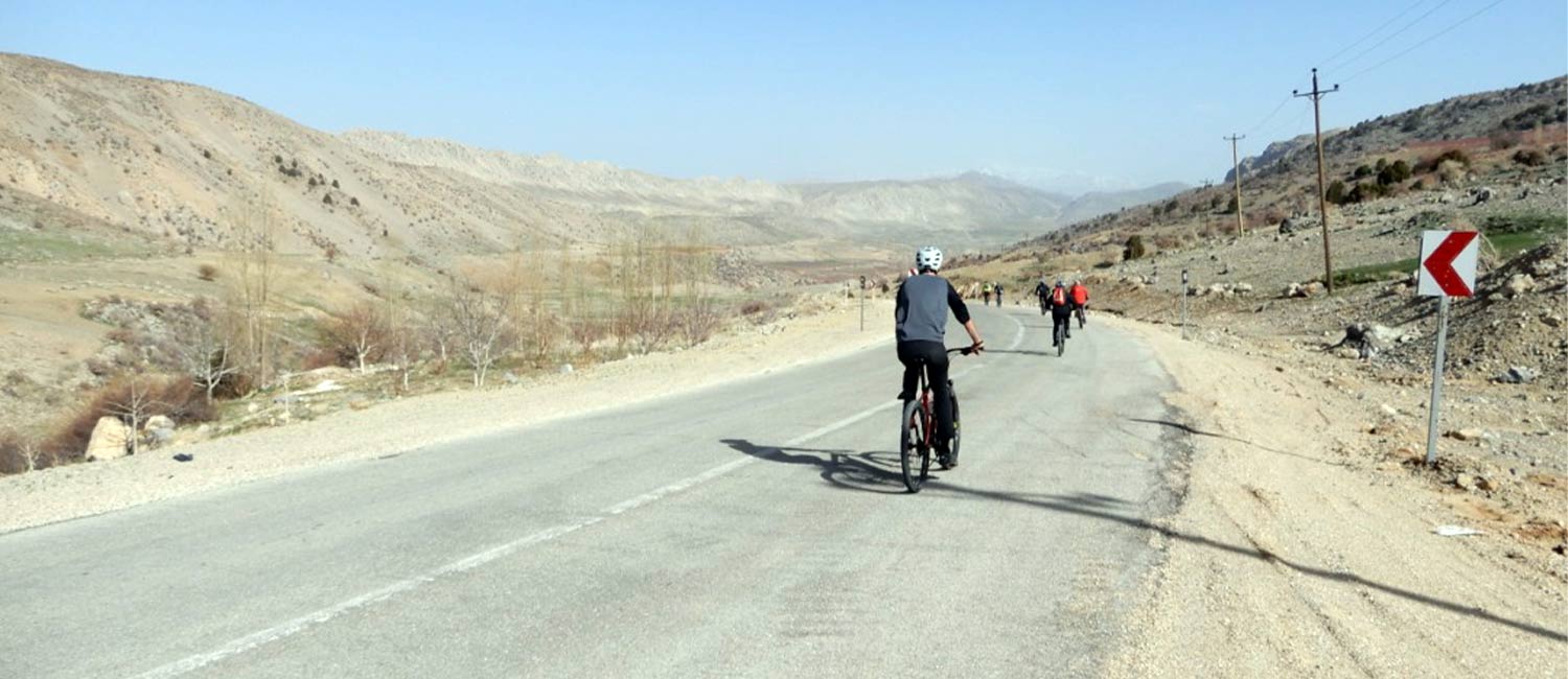 Cycling Kurdistan to Hamedan