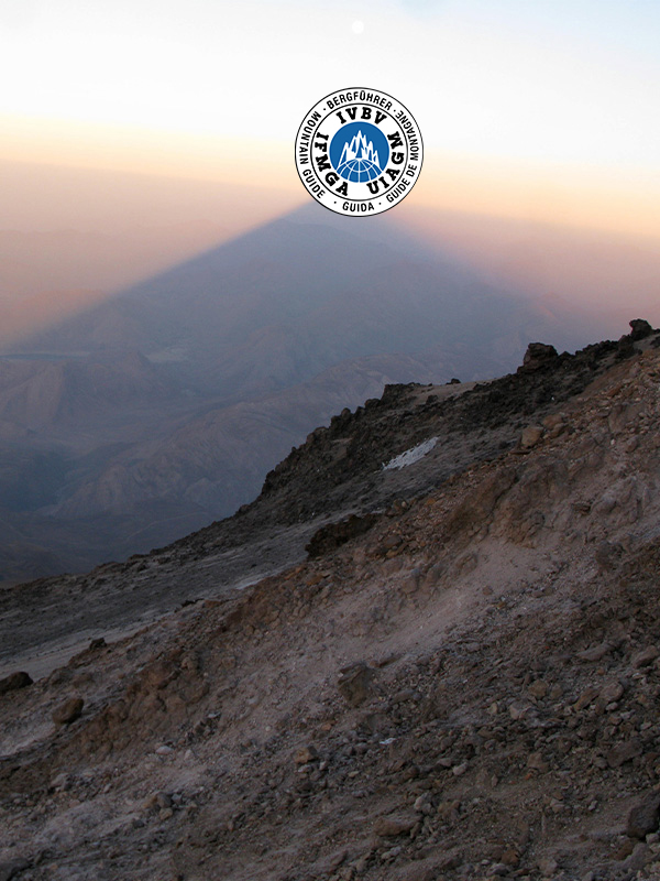 Le Mont Damavand 5610 mètres d'altitude  